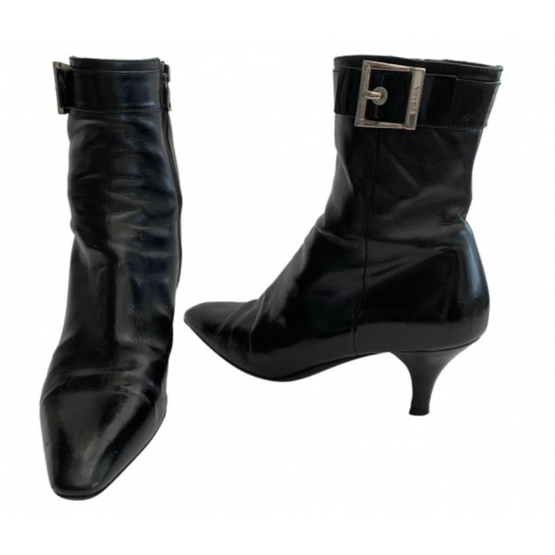 PRADA BLACK LEATHER ANKLE BOOT SHOES WITH ZIPPER & SILVER BUCKLE, SIZE 37, $995